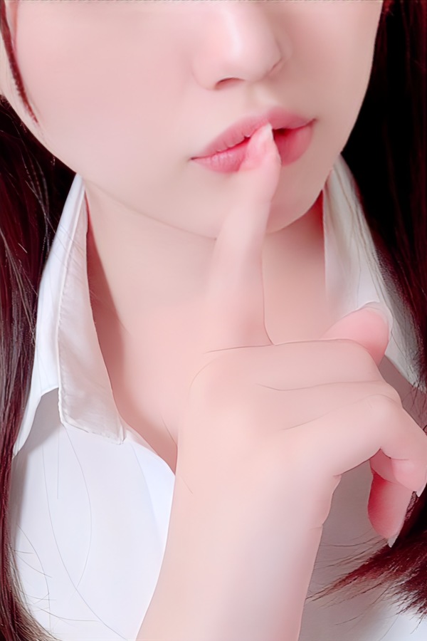 三河 りほ